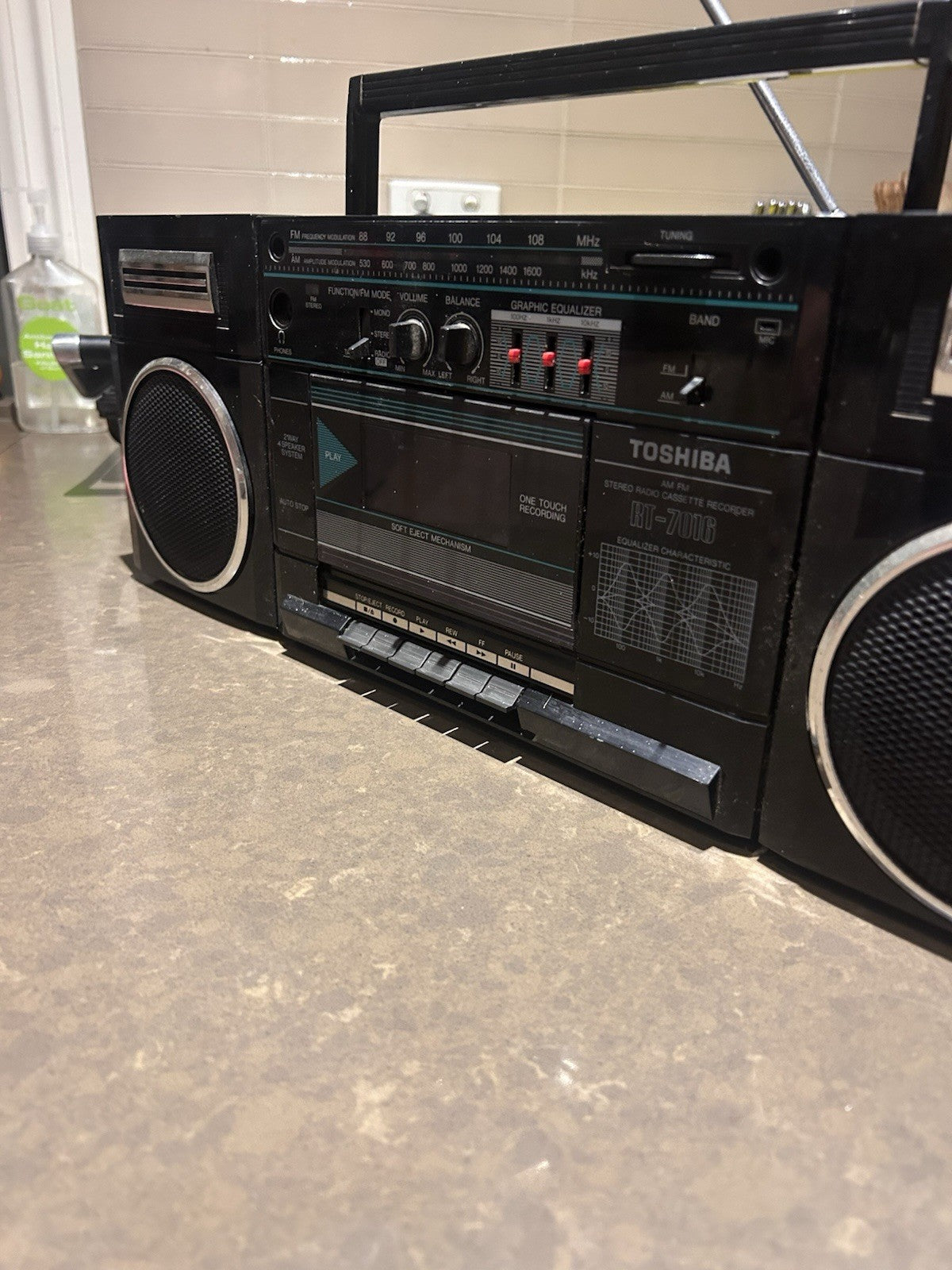 Vintage Toshiba RT-7016 Boombox Radio Cassette Restoration Project 80s