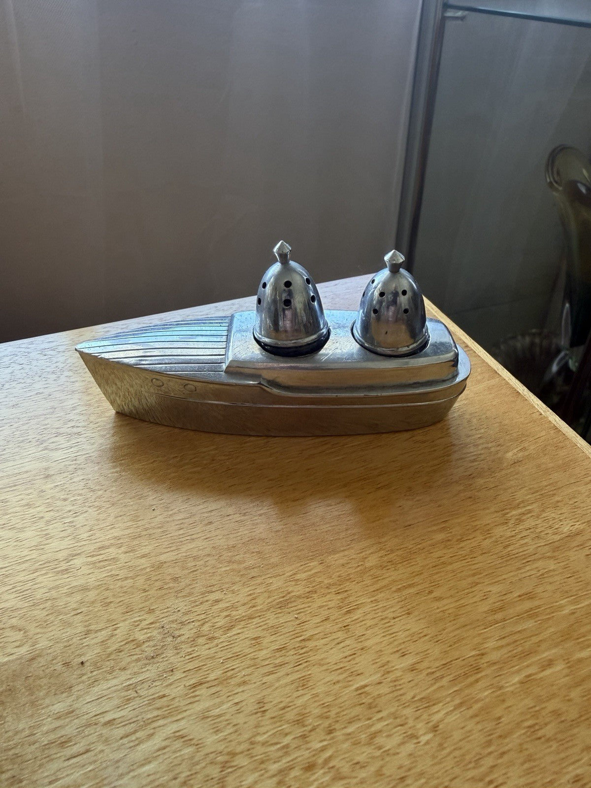 Vintage Art Deco Speedboat Salt Pepper Shakers Glass Chrome Cruet Set