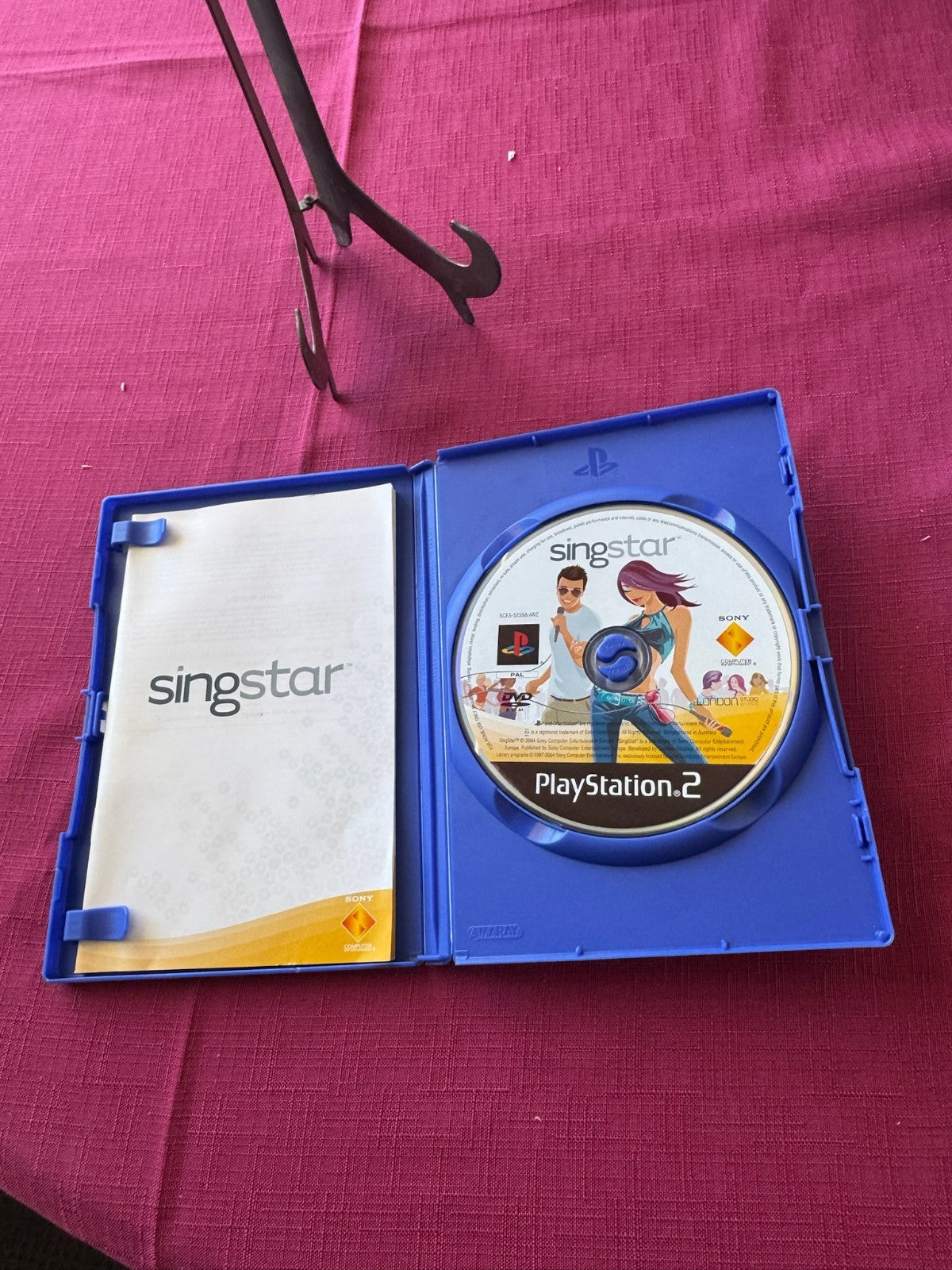 SingStar PS2 PAL – Karaoke Party Game – Complete w/ Manual | 2004