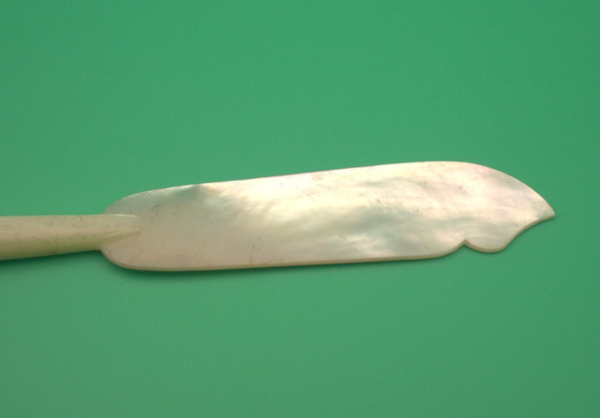 Victorian Mother of Pearl Butter Knife c1890s Antique Tableware