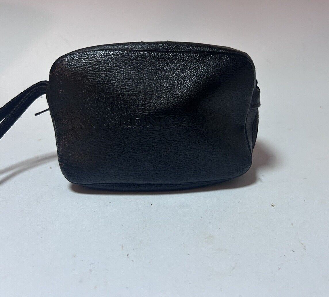 KONICA C35 AUTOMATIC 35MM FILM CAMERA WITH CASE - MADE IN JAPAN - WORKING