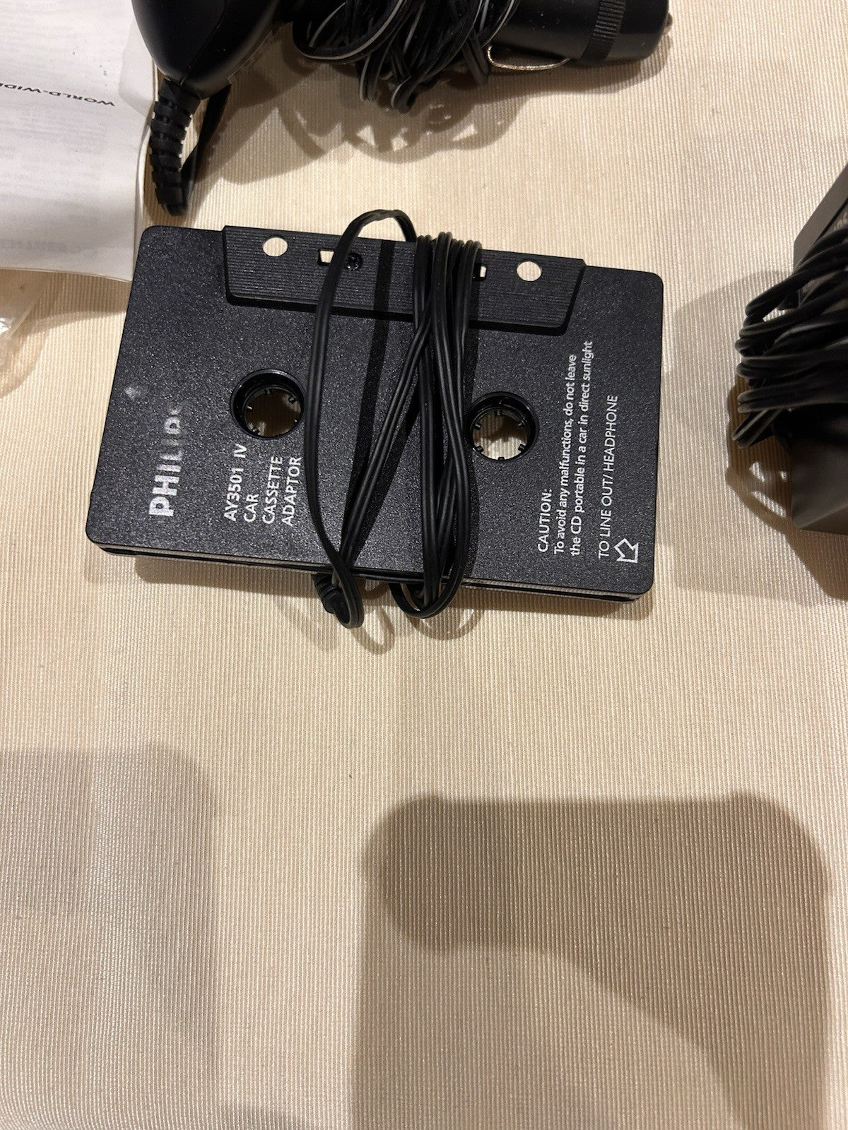 Philips AZ9003 Discman CD Player Boxed ESP 12s Vintage – Not Working