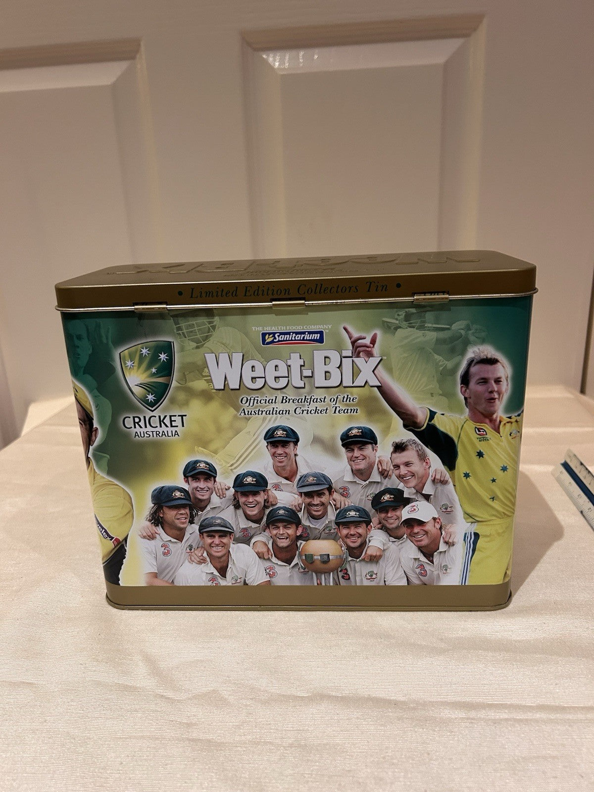 Weet-Bix Limited Edition Collectors Tin 2006/07 Australian Cricket Empty