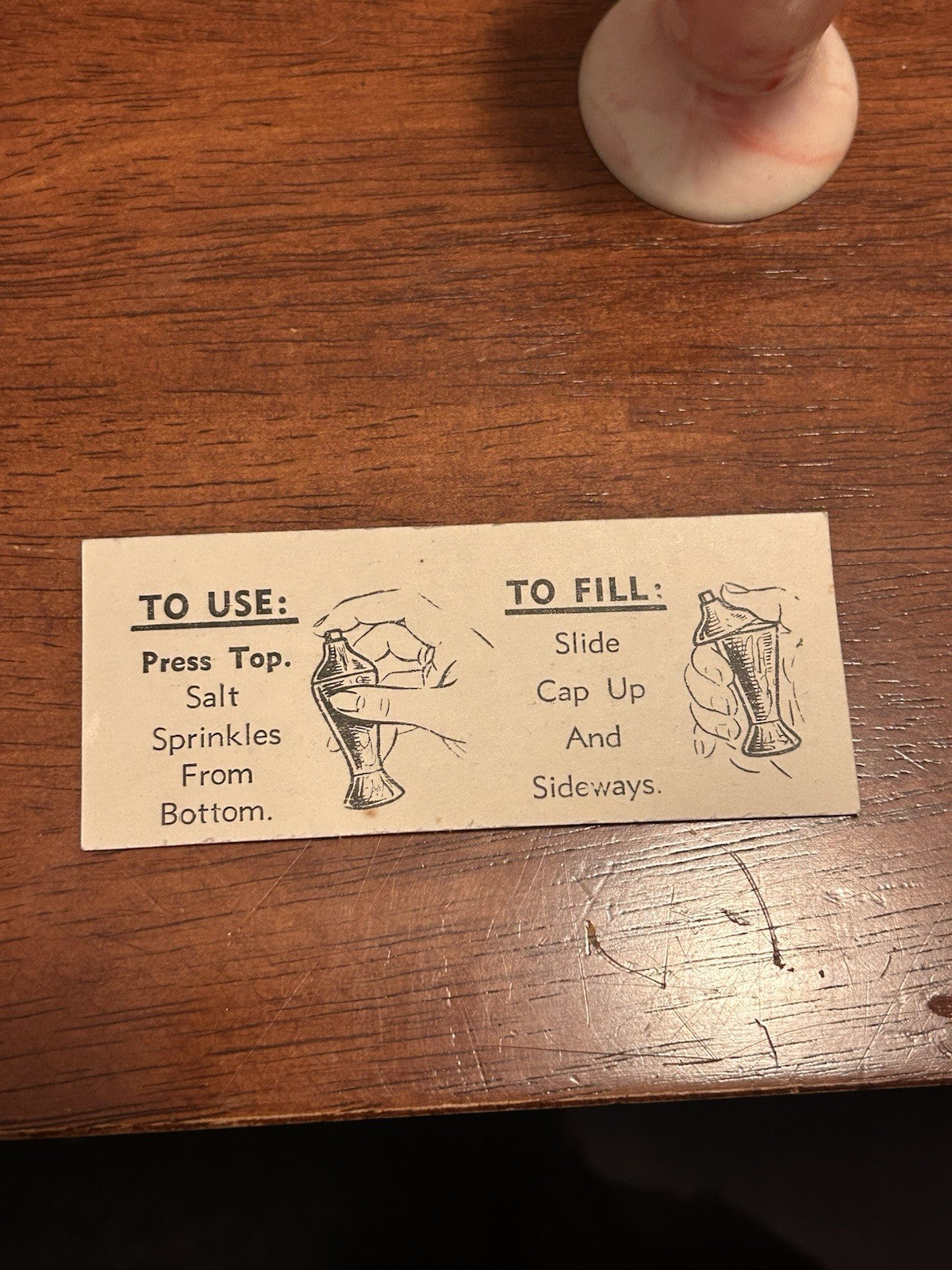 J. Wipfli Plastics Co. Melbourne Push-Button Seasoners Salt & Pepper Shakers