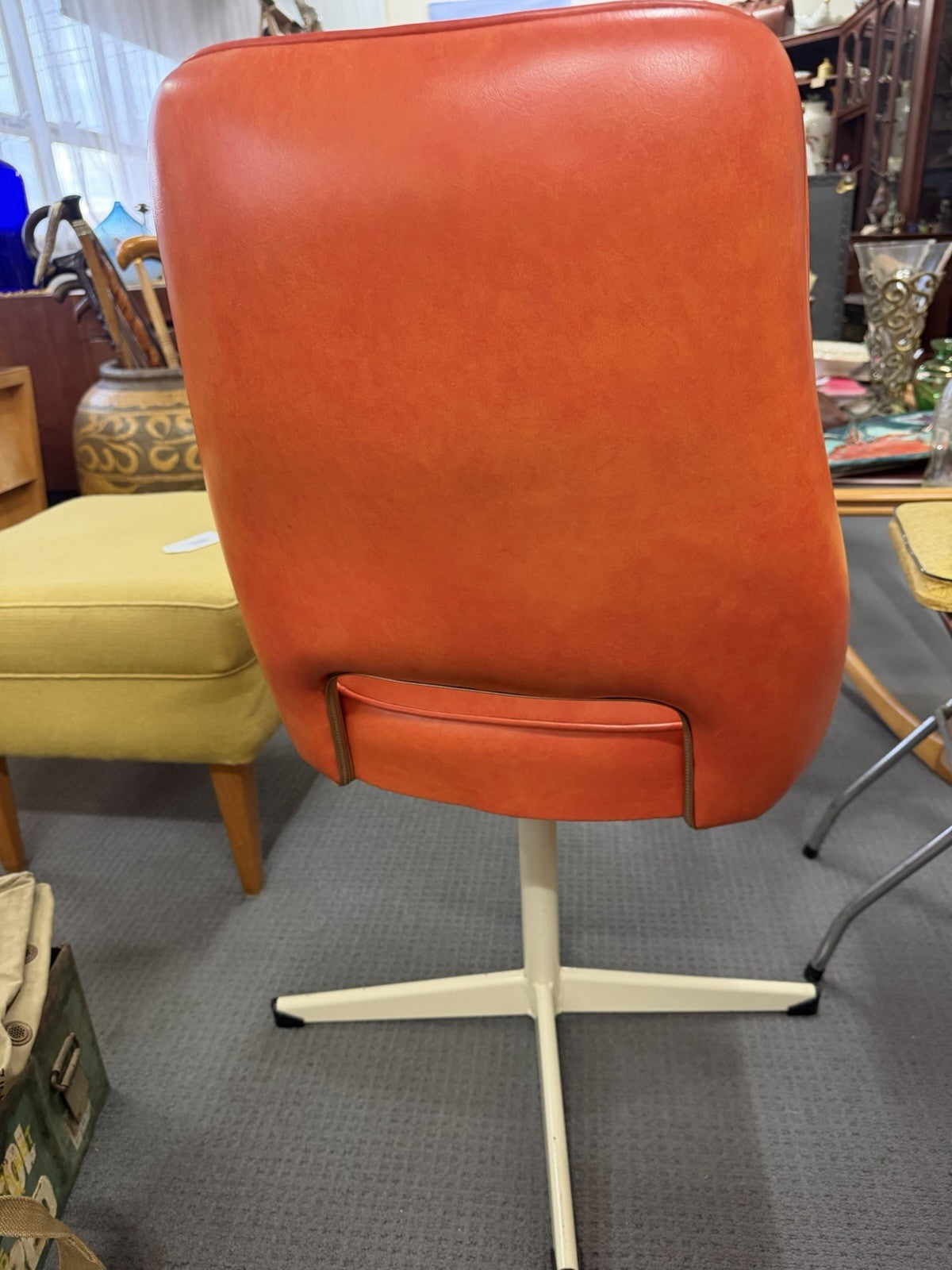 1970s Dimensional Plastics Glamourama Resin Dining Table 4 Swivel Chairs