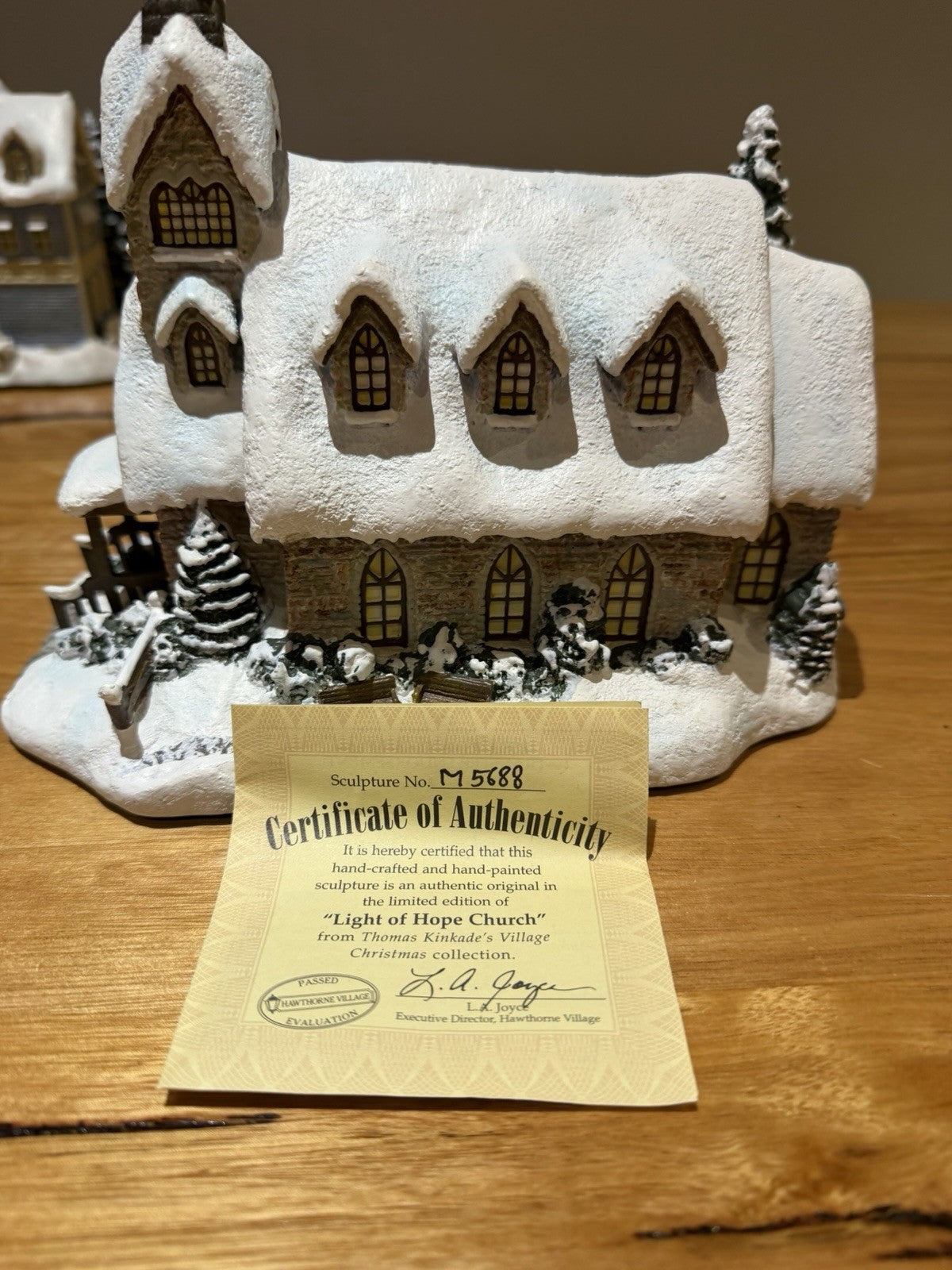 Thomas Kinkade Light of Hope Church Hawthorne Village w/ COA No Cord M5688