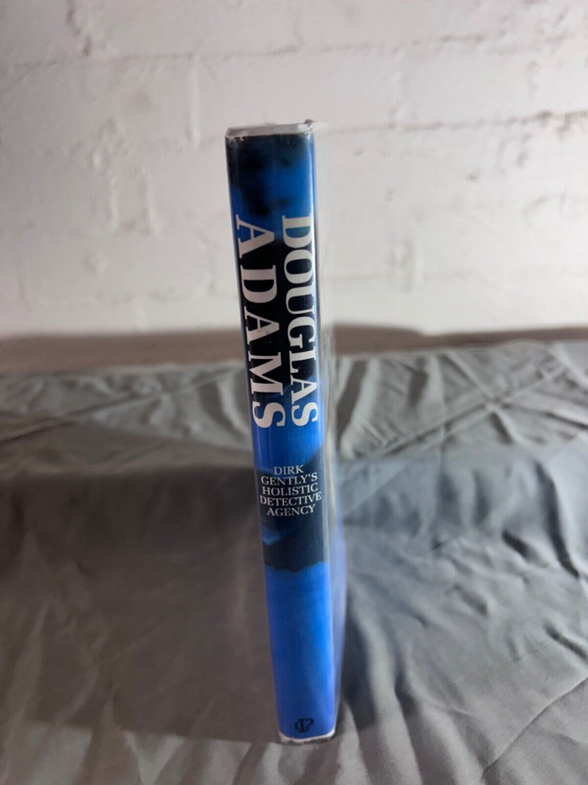 The Long Dark Tea-Time of the Soul First Edition & Dirk Gently's - Douglas Adams