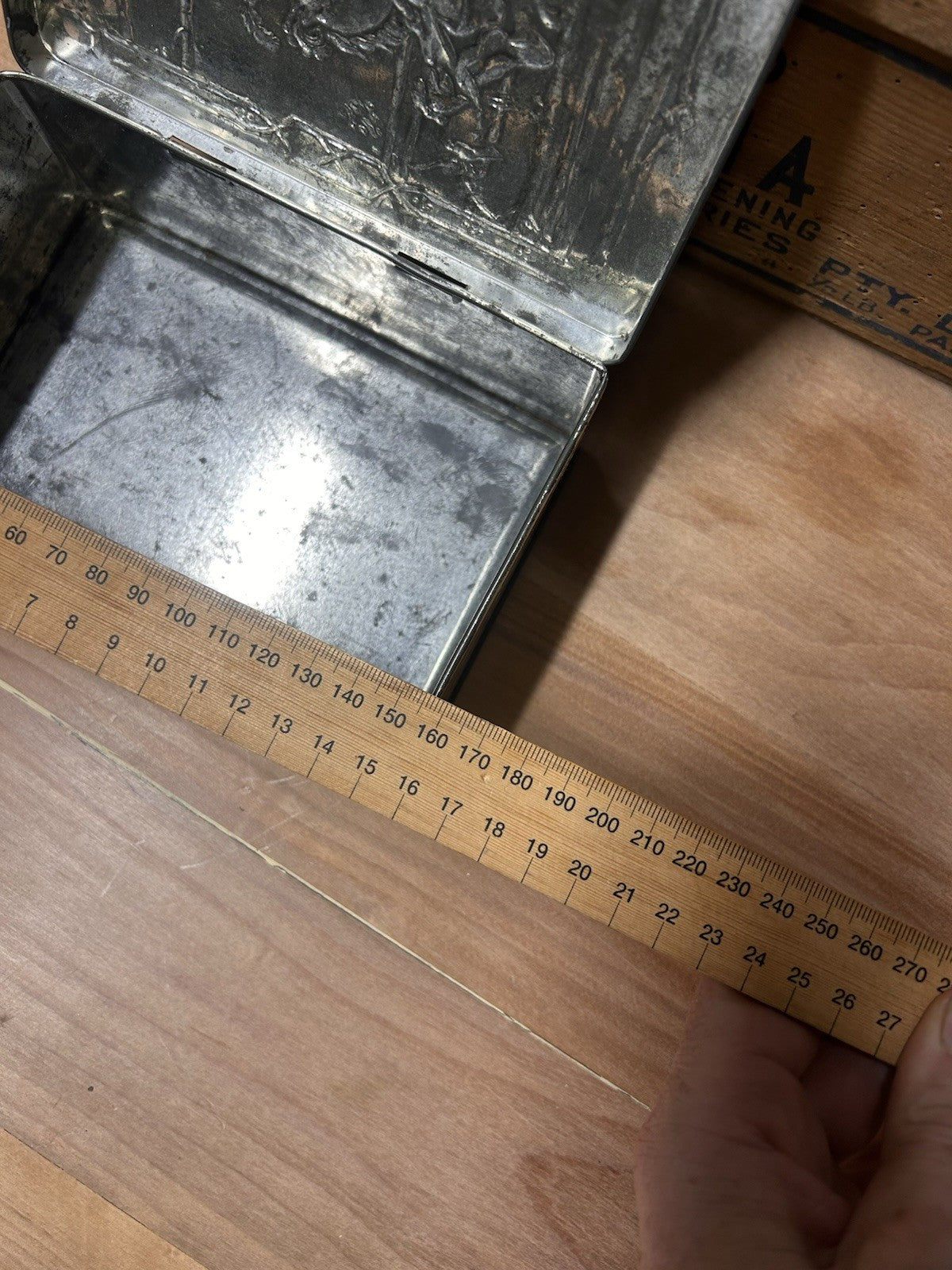 Vintage Riley’s Toffee Tin Halifax England Embossed Hunting Scene c1940s