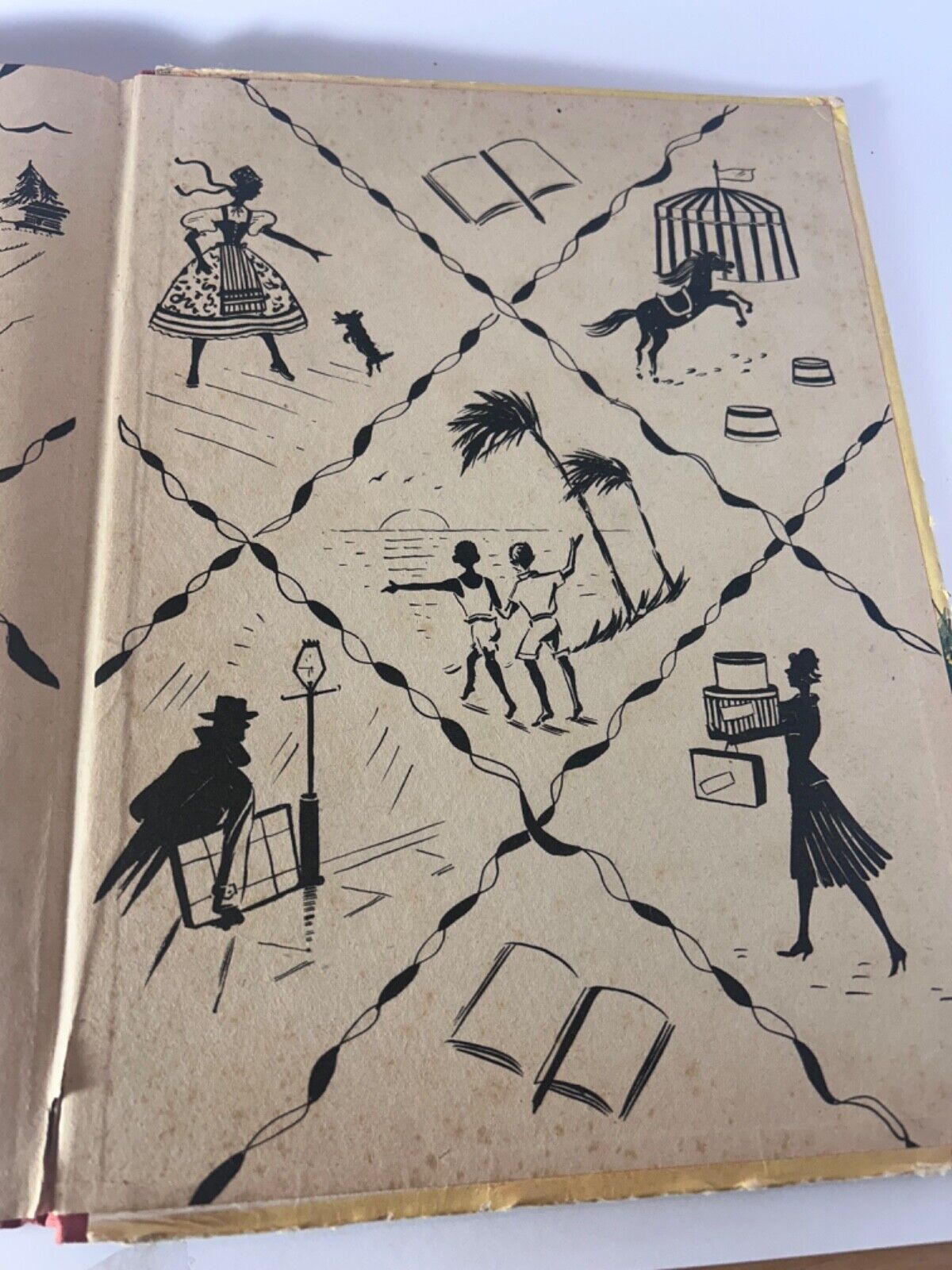 GARLAND STORY BOOK FOR GIRLS Bumper Book Series 18  HC Beaver Books c 1956