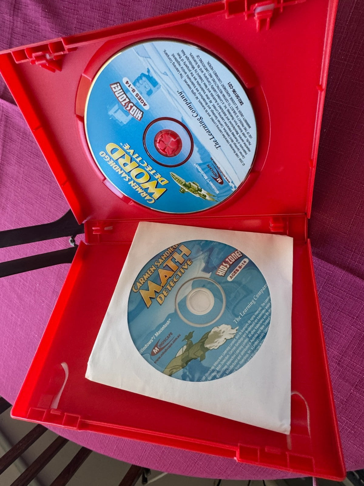 Kids Zone Carmen Sandiego Math & Word Detective PC CD-ROM – Complete | c. 2002
