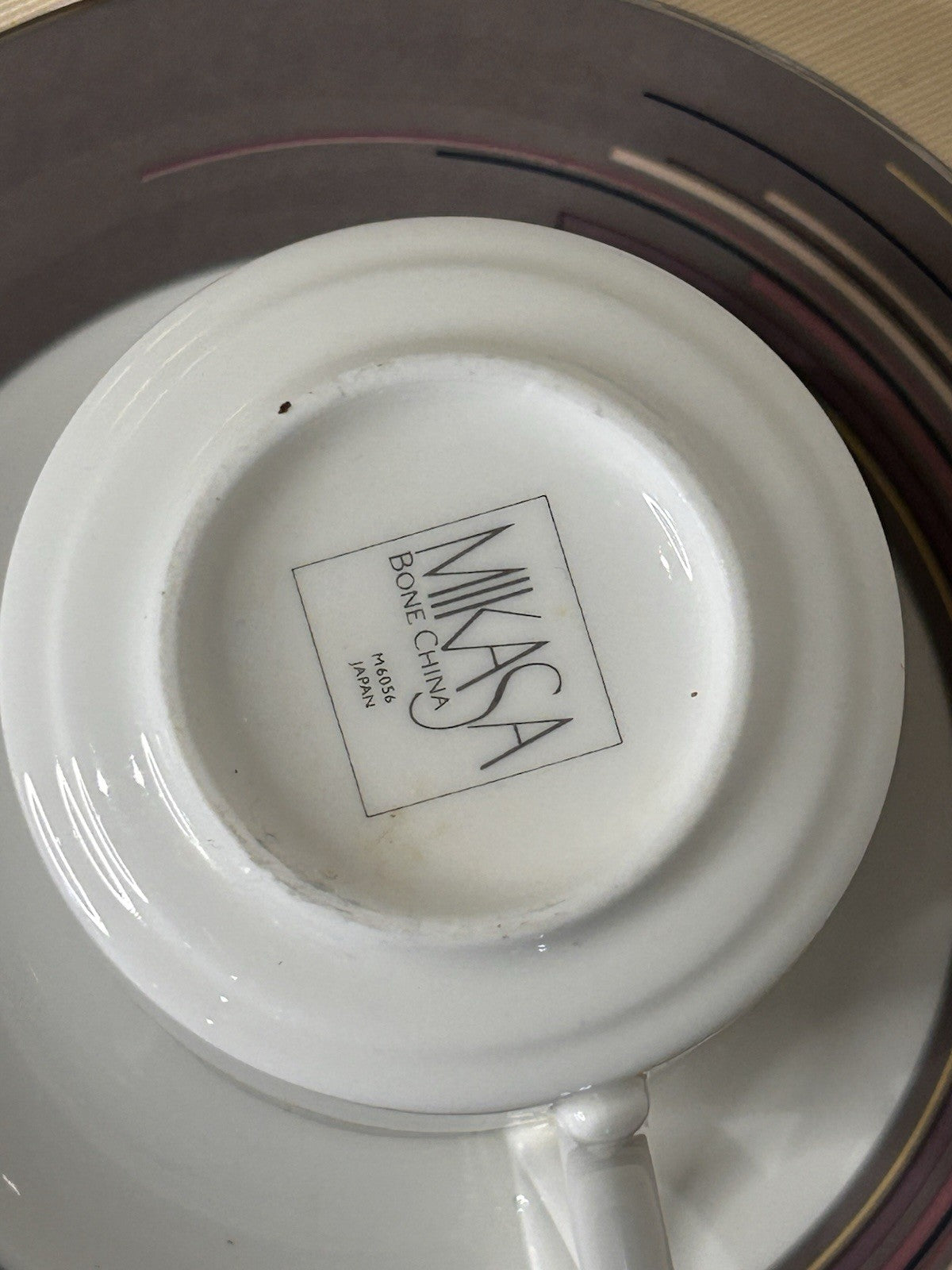 Mikasa Bone China M6056 Japan – Set of 5 Cups & Saucers – Modern Stripe Design