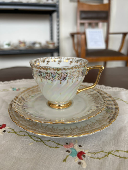 Westminster Fine China Trio Lustreware Tea Cup Saucer Plate Gold Gilt