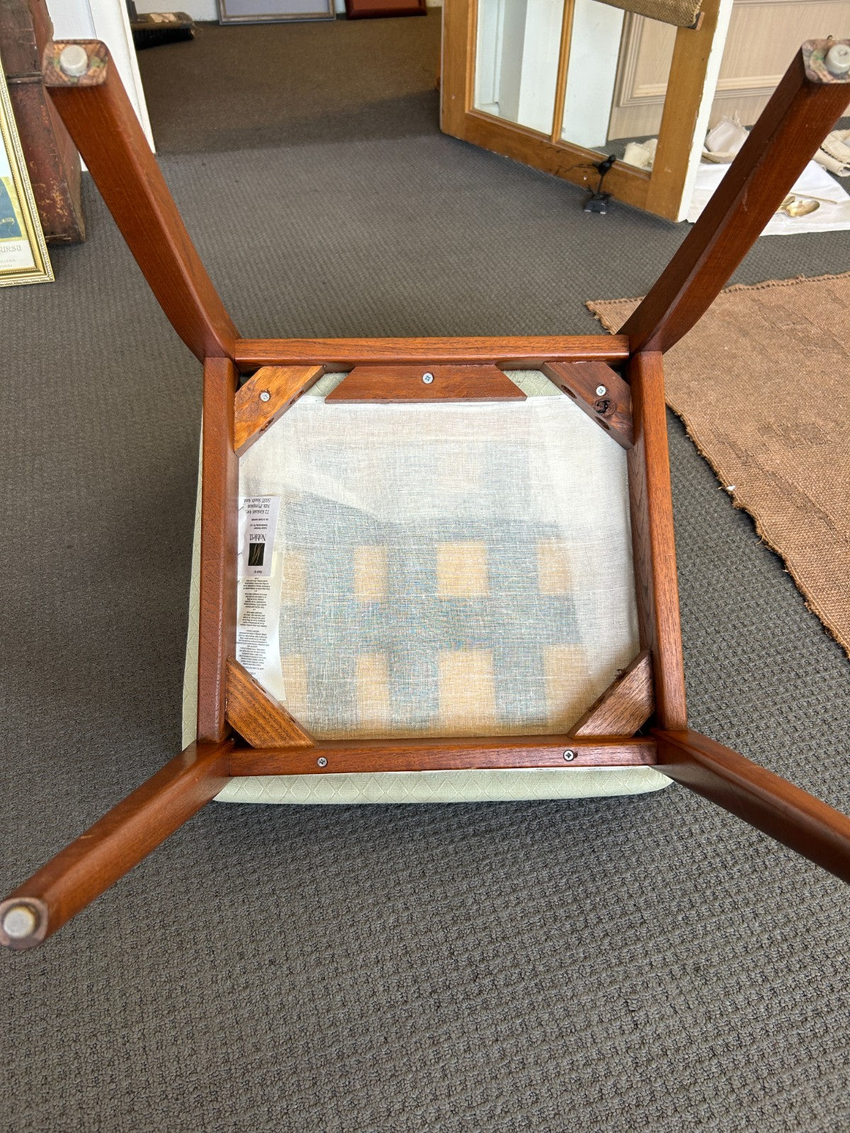 Noblett SA Mahogony Oval Extendable Dining Table  and 6 Chairs