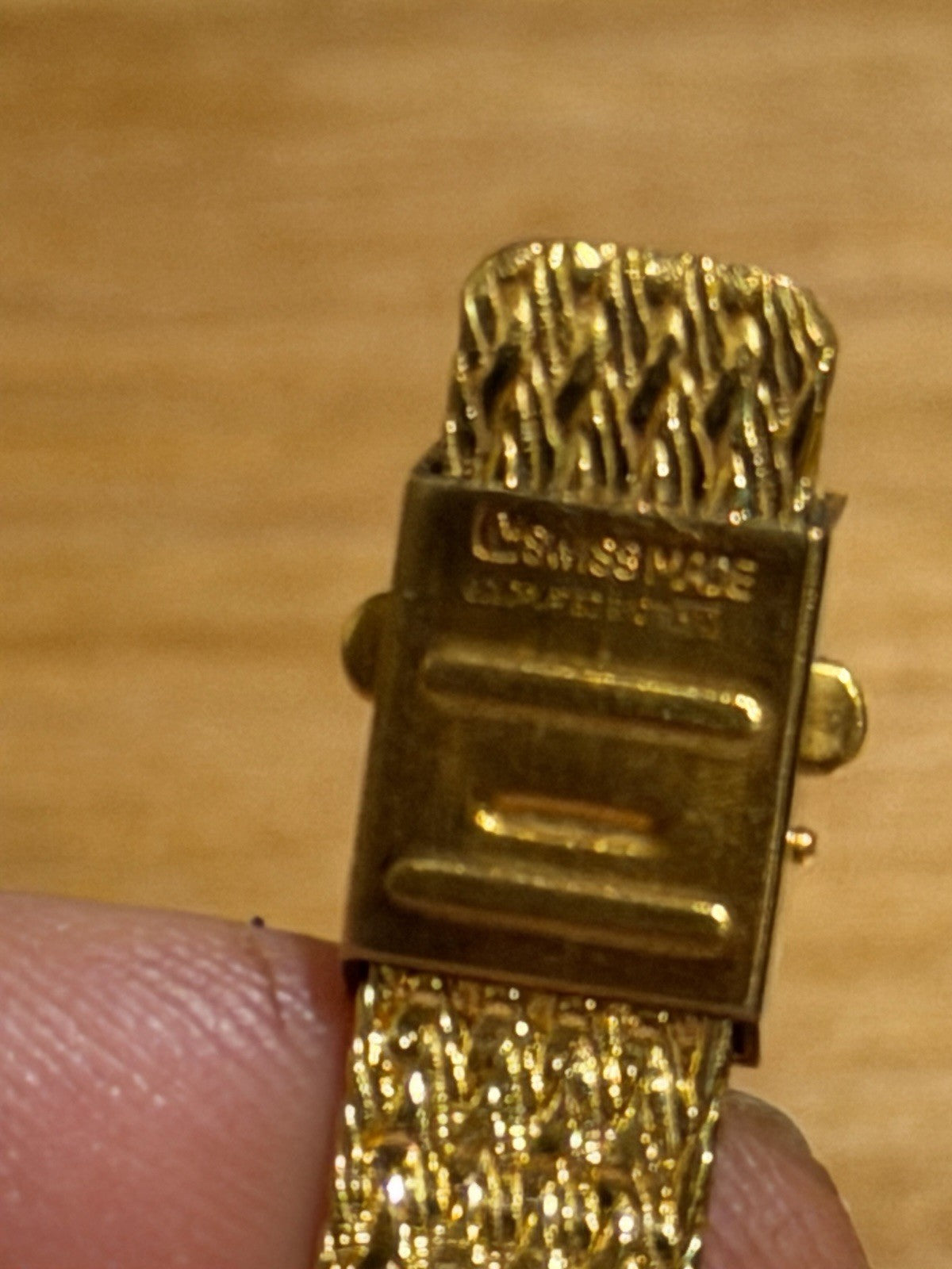 Longines Ladies Quartz Watch Gold Tone Mesh Bracelet Box Papers Swiss 6558