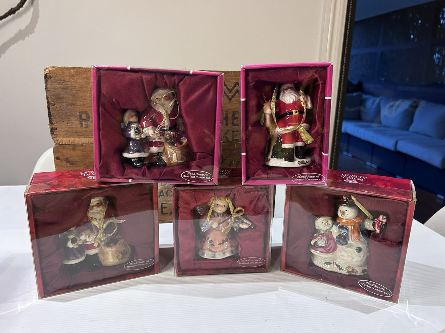 Royal Albert Old Country Roses Musical Christmas Ornaments Set of 5 MIB