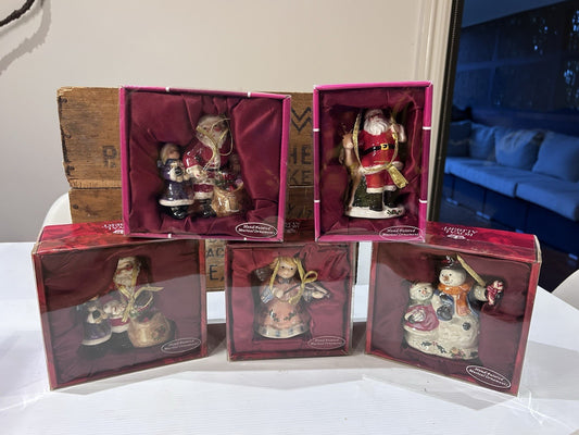 Royal Albert Old Country Roses Musical Christmas Ornaments Set of 5 MIB