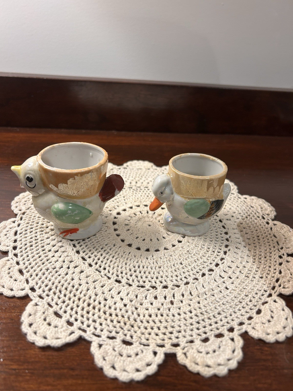 Pair Vintage Bird Egg Cups Hand-Painted Japan 1950s Ceramic Novelty Collectibles