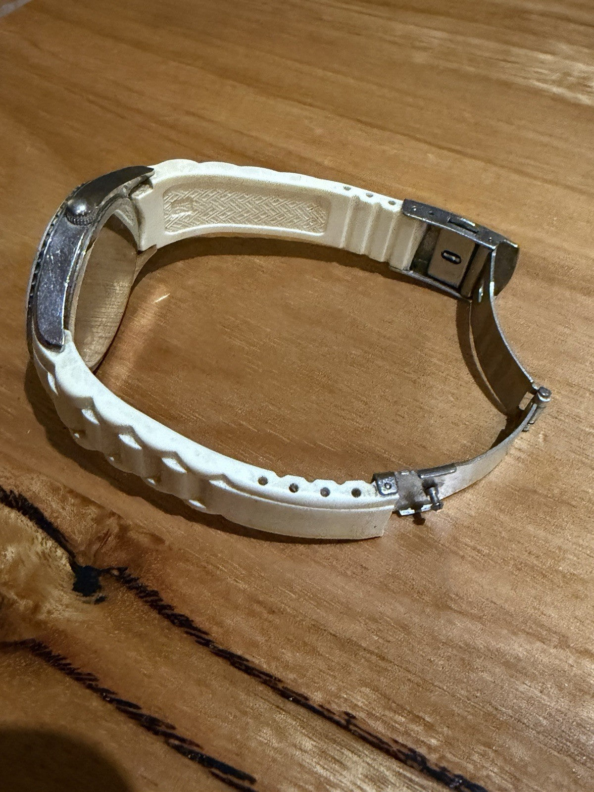 Tommy Hilfiger TH.147.3.29.1057 White Silicone Ladies Quartz Watch Working