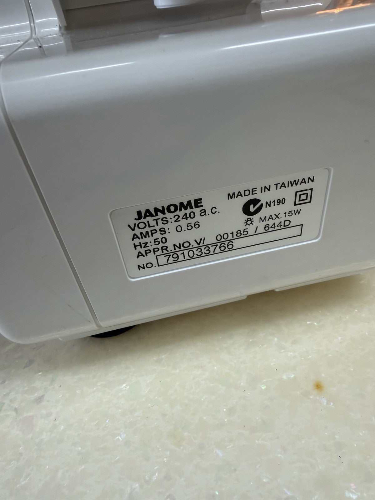 Janome MyLock 644D 4 Thread Overlocker Sewing Machine Bag Manuals Accessories