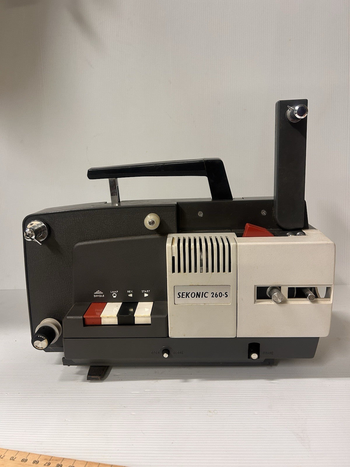 Sekonic 260-S Super 8 Projector Vintage Japan w/ Manual & Case – Untested