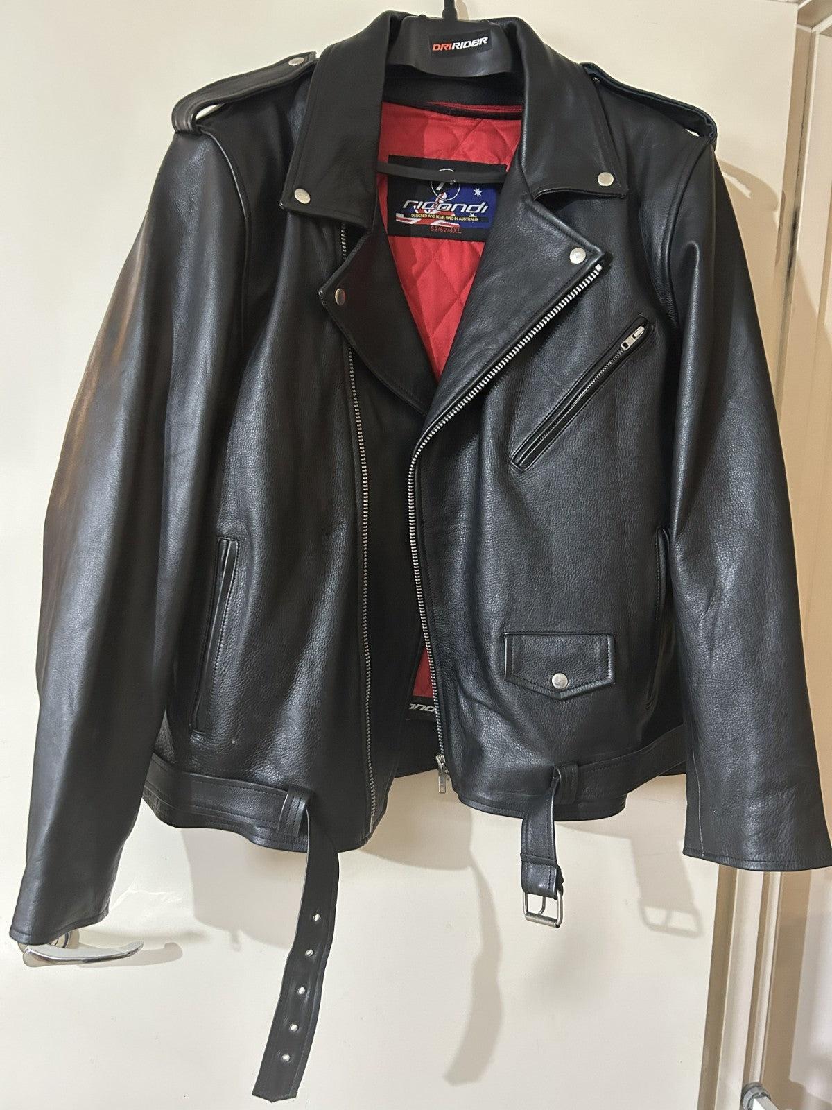 Ricondi Motorcycle Leather Jacket 4XL (52/62). Removable Liner & Armour. Black