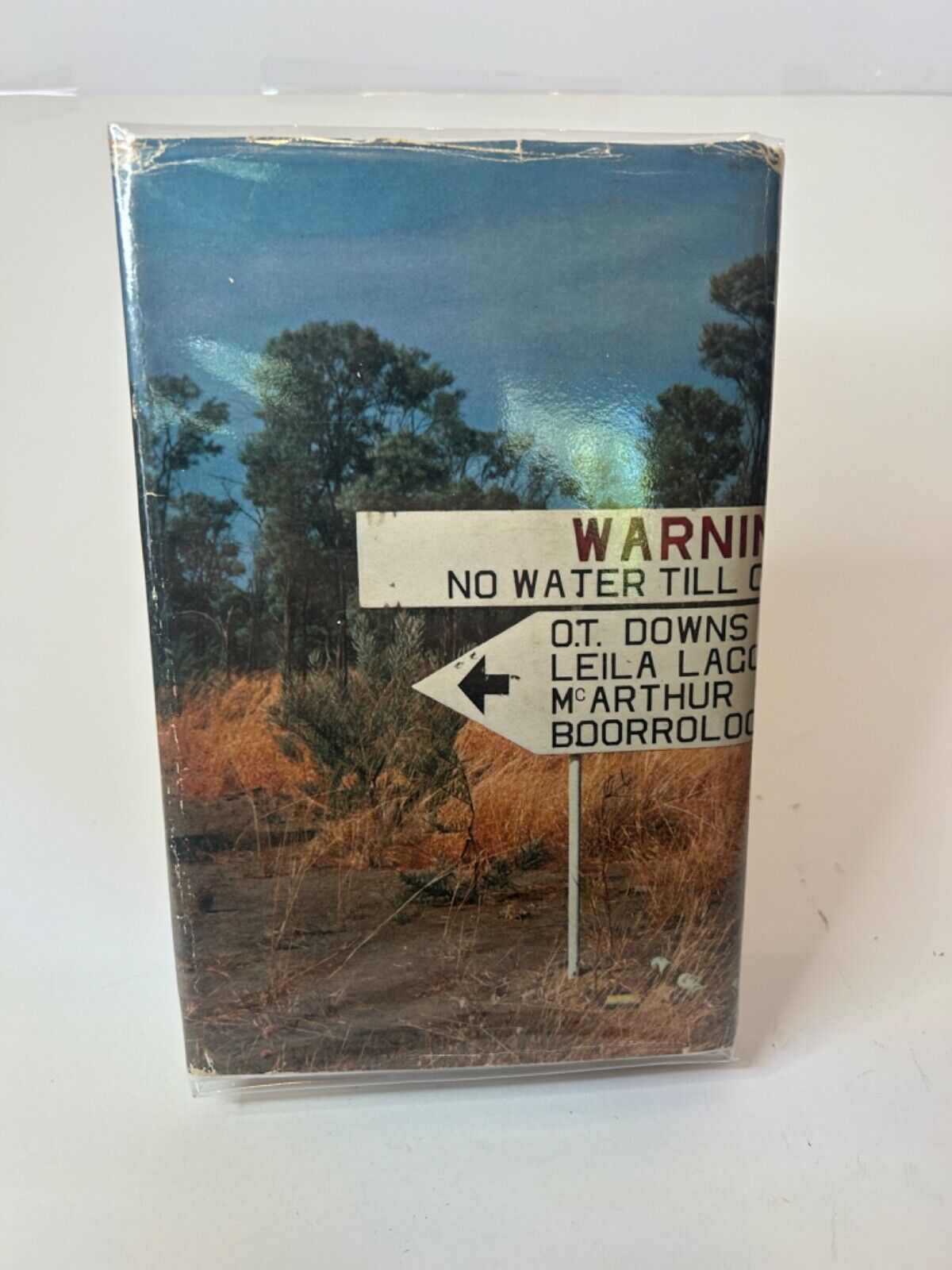 Up The Track - Douglas Lockwood - I The Aboriginal   HC/DJ - First Edition  1964