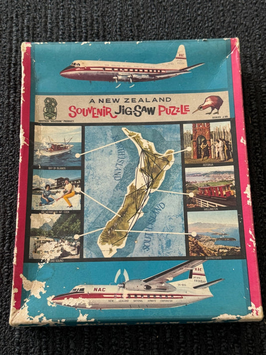 New Zealand Souvenir Jig-Saw Puzzle Holdson – Vintage Boxed 400pc | Mid-century