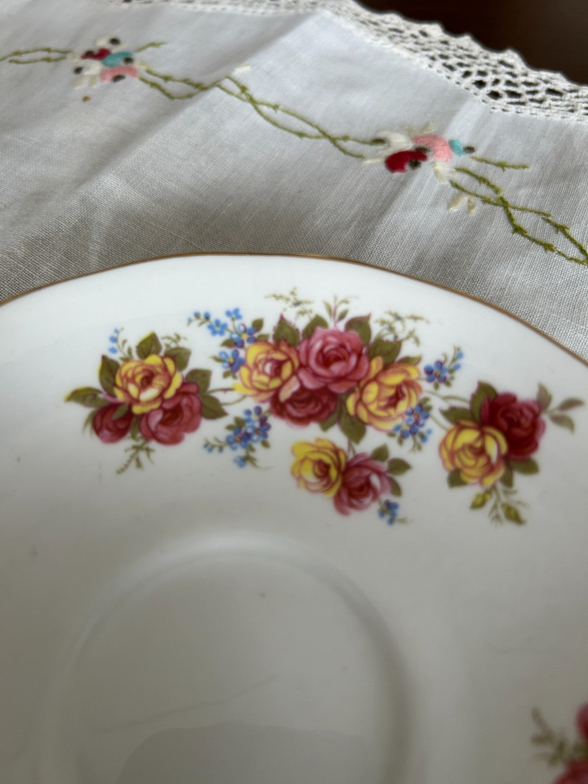 Royal Vale Bone China Teacup & Saucer Floral Roses Gold Trim