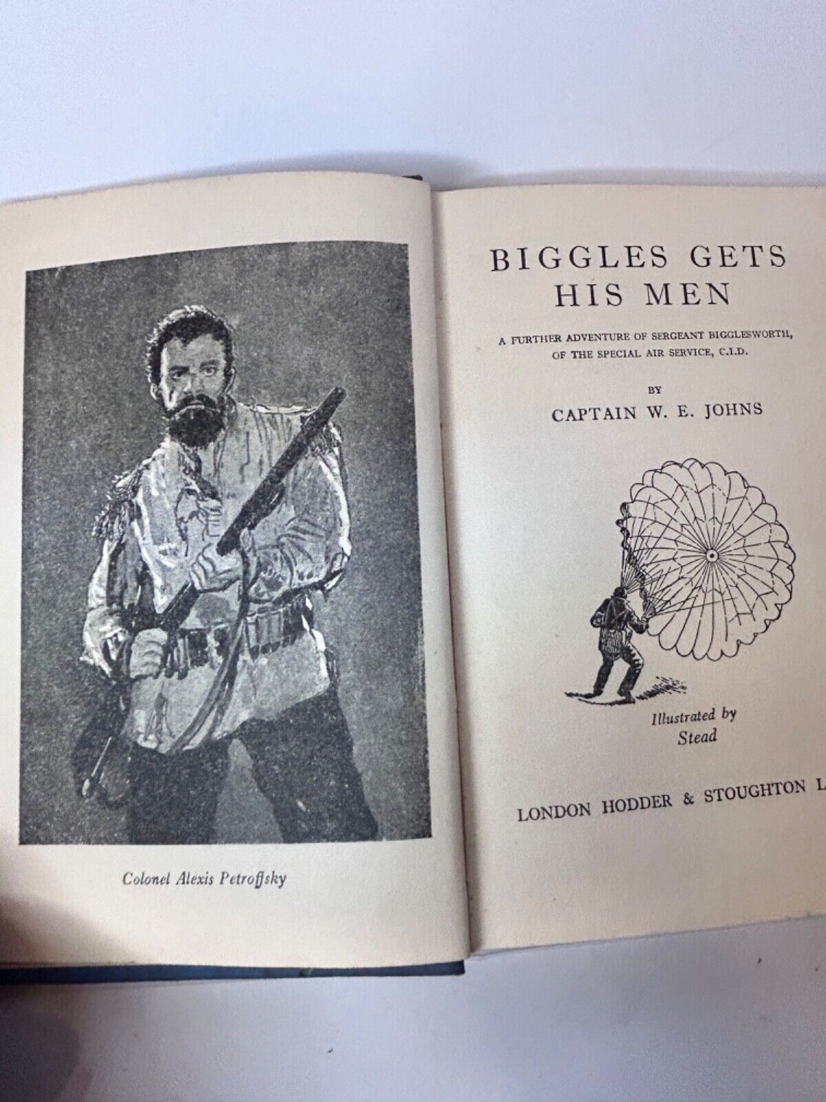 Biggles Gets His Men, Captain W.E Johns, 1950  1st Edition, Hodder & Stoughton