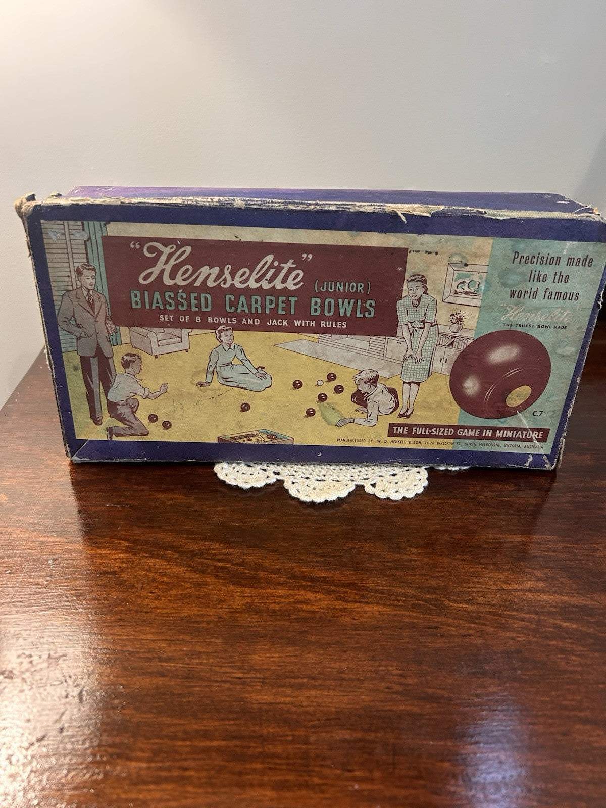 Vintage c1950s Henselite Junior Biassed Carpet Bowls Complete Set, Jack & Rules