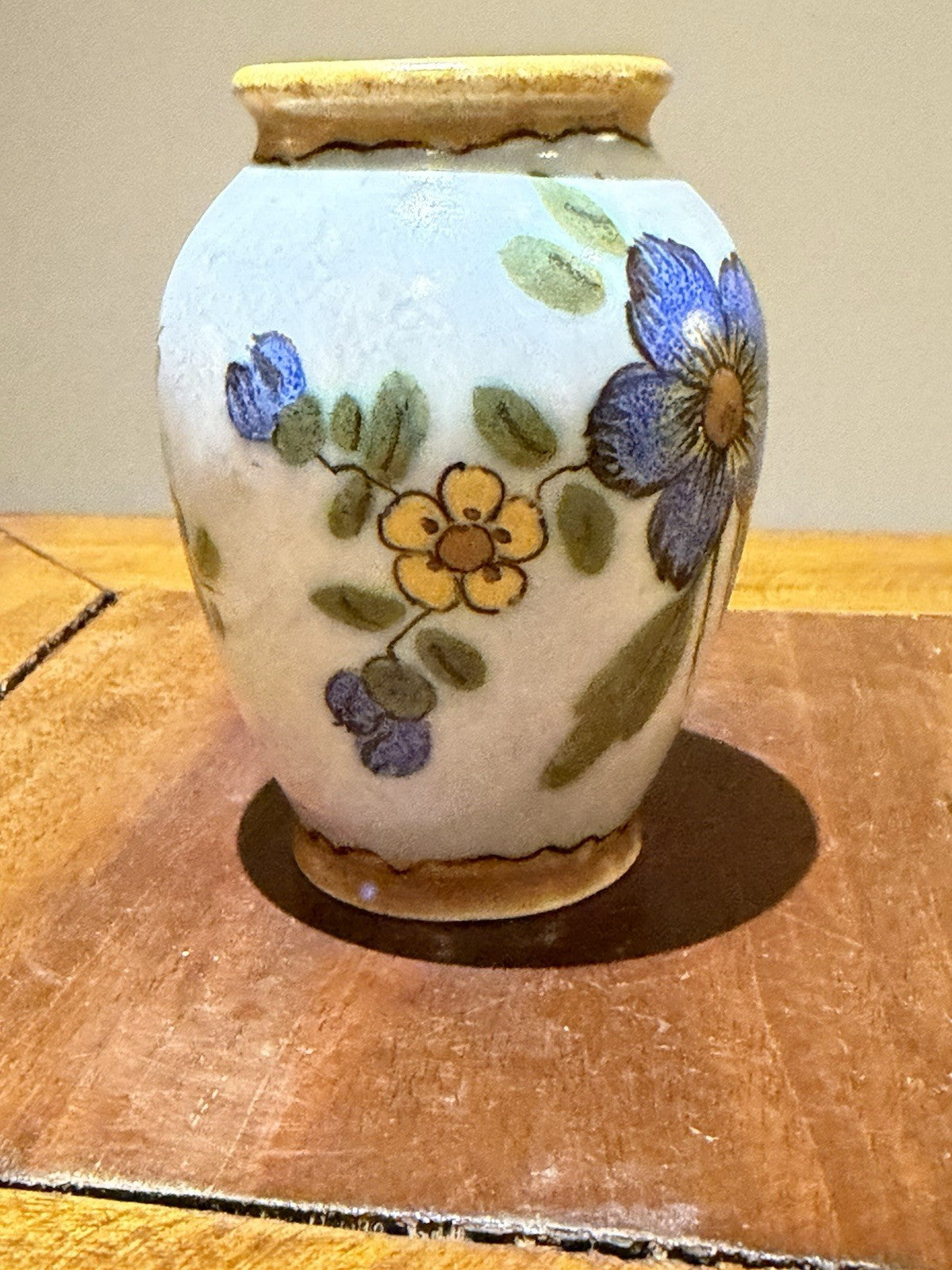 Royal Zuid Holland Gouda Vase Floral Hand Painted Dutch Pottery 1829 8cm Tall