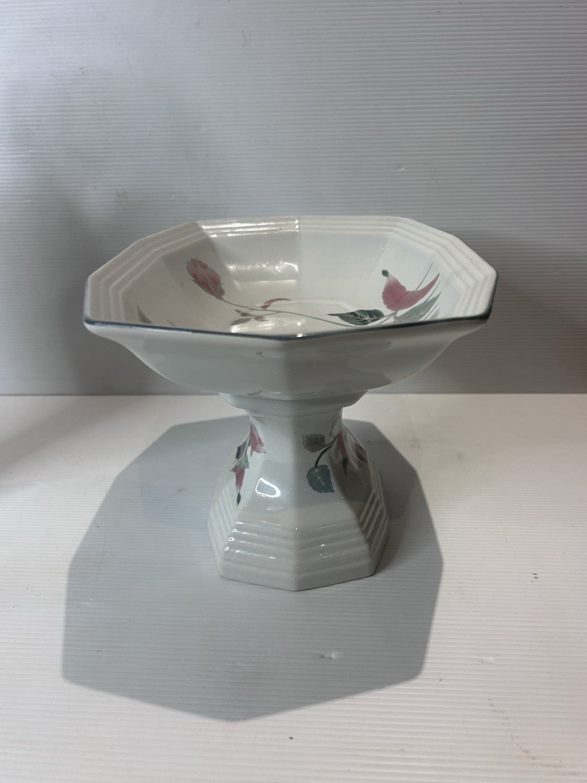 Mikasa Silk Flowers F3003 Pedestal Bowl & Lidded Vase Set – Japan Vintage