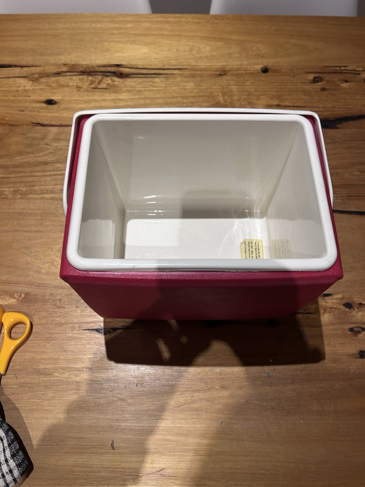 Vintage Igloo Little Playmate Cooler Red & White Retro Lunchbox USA Made 1980s