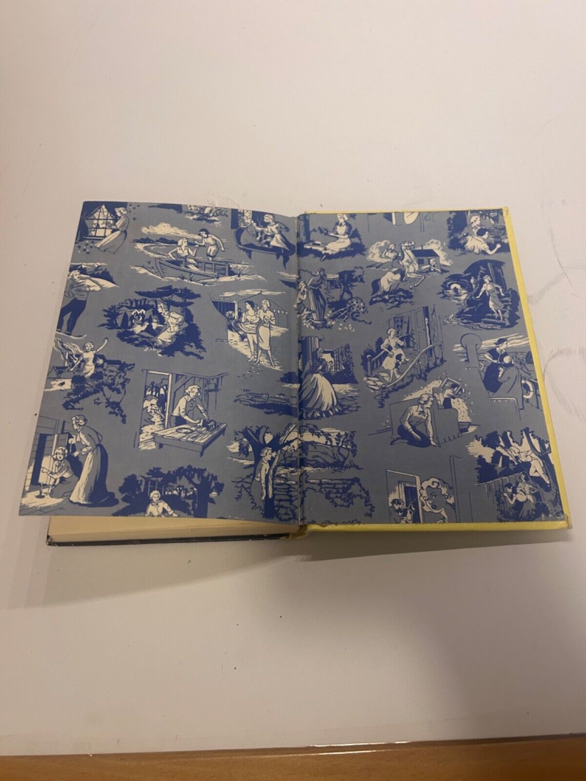 Nancy Drew #24 The Clue in the Old Album yellow matte 1947 BLUE End papers