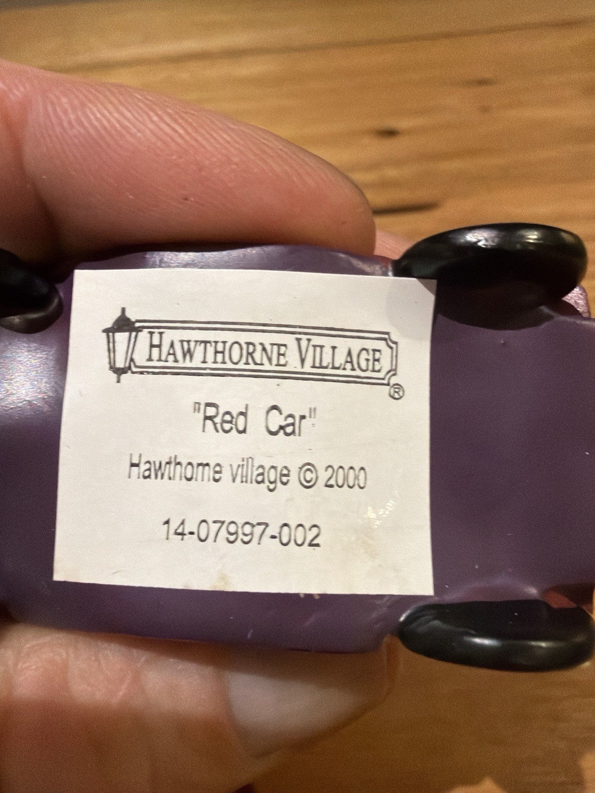 Hawthorne Village Red Car 2000 Classic Vintage Village Accessory 14-07997-002