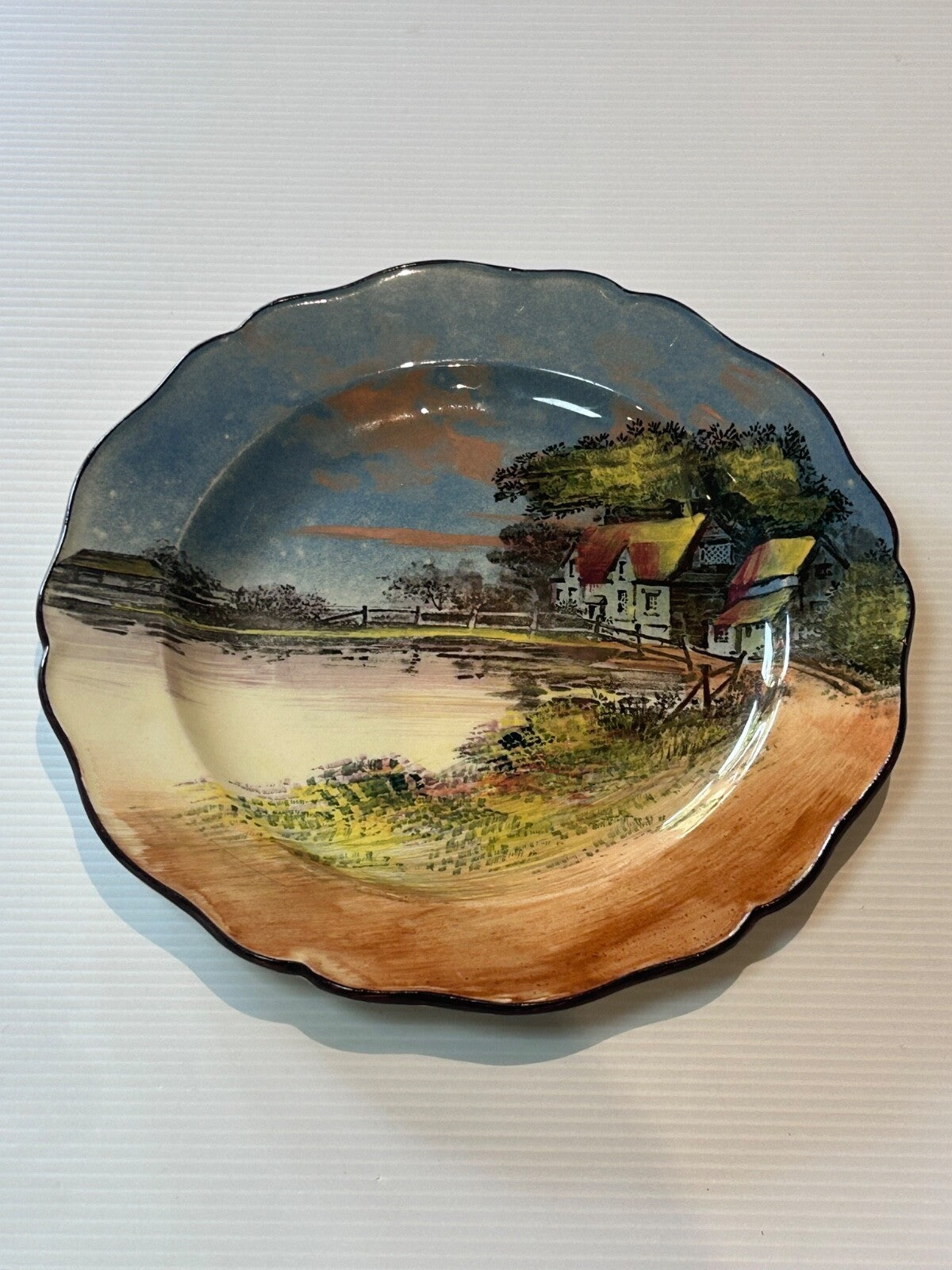 Royal Doulton - Round Plate Country Cottage Series D4390 England c.1930s