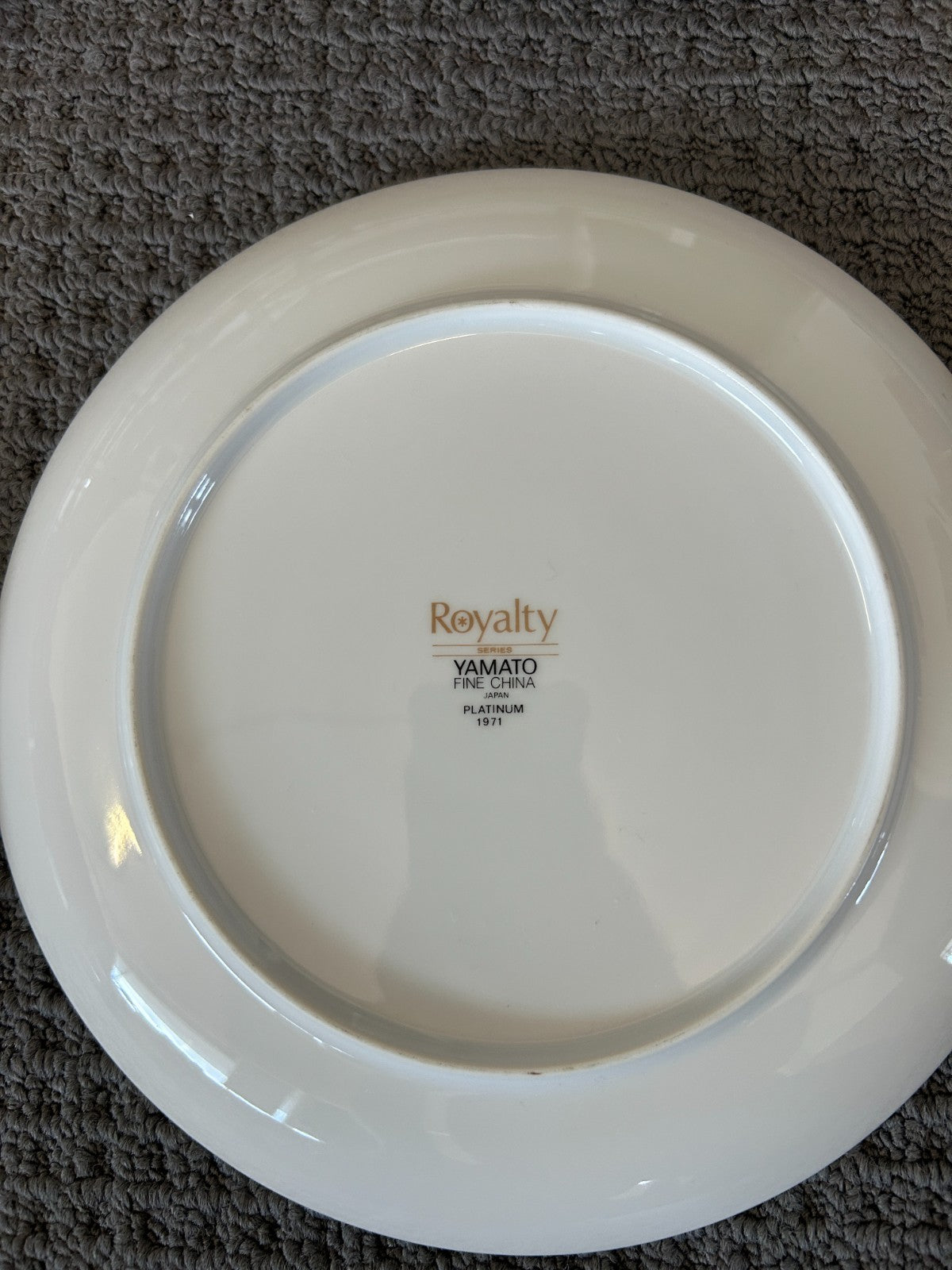 Vintage Yamato Fine China “Royalty Series” Platinum Dinner Set - 63 pieces