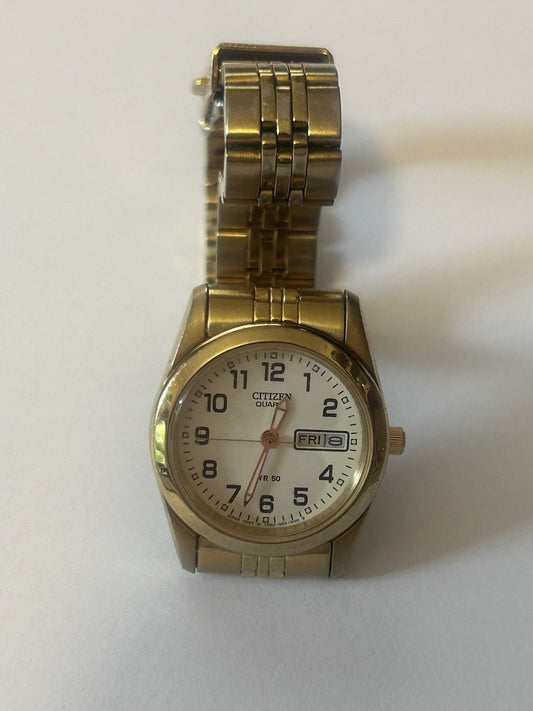 Citizen Quartz WR50 Gold Tone Women’s Watch Day Date New Battery Japan