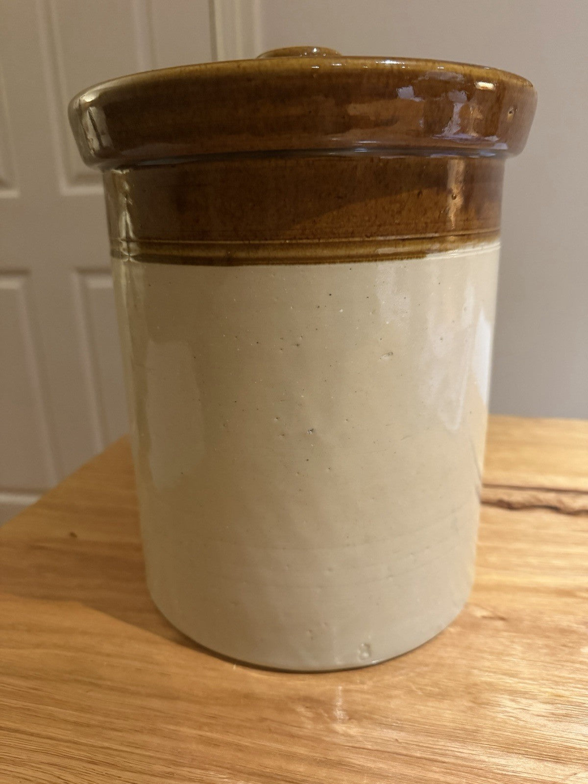 Vintage Stoneware Storage Crock No 8 Lidded Jar Brown Glaze Australian Pottery