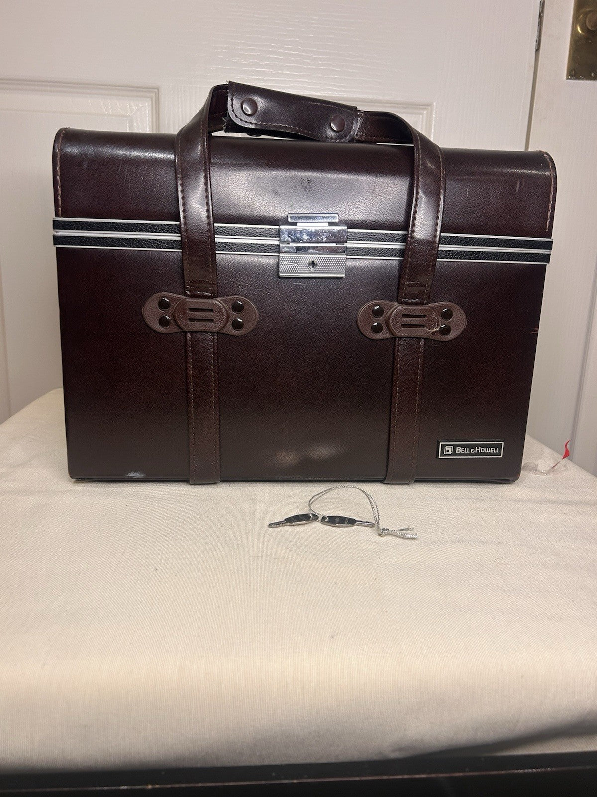 Bell & Howell Filmosonic XL Super 8 Camera – Complete Working Kit (Model 1237)