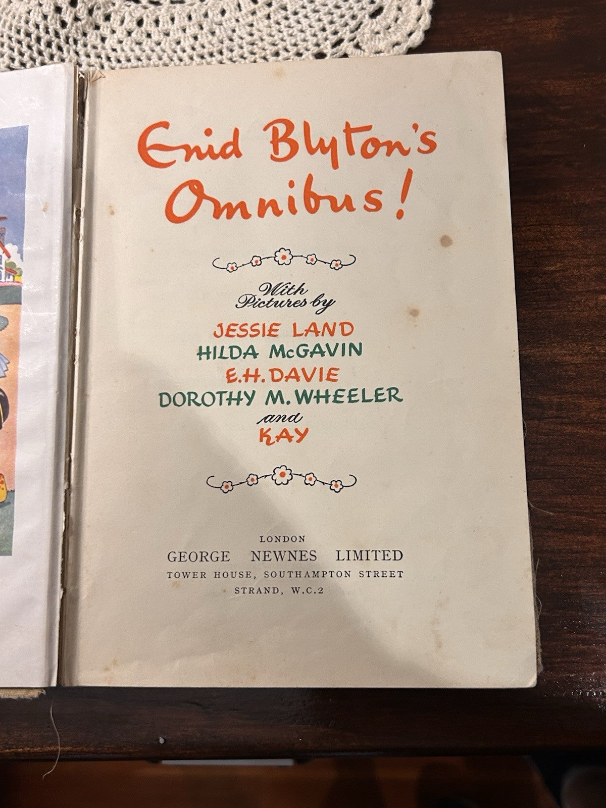 Enid Blyton’s Omnibus! 1952 HC 1st Edition George Newnes Children’s Stories RARE