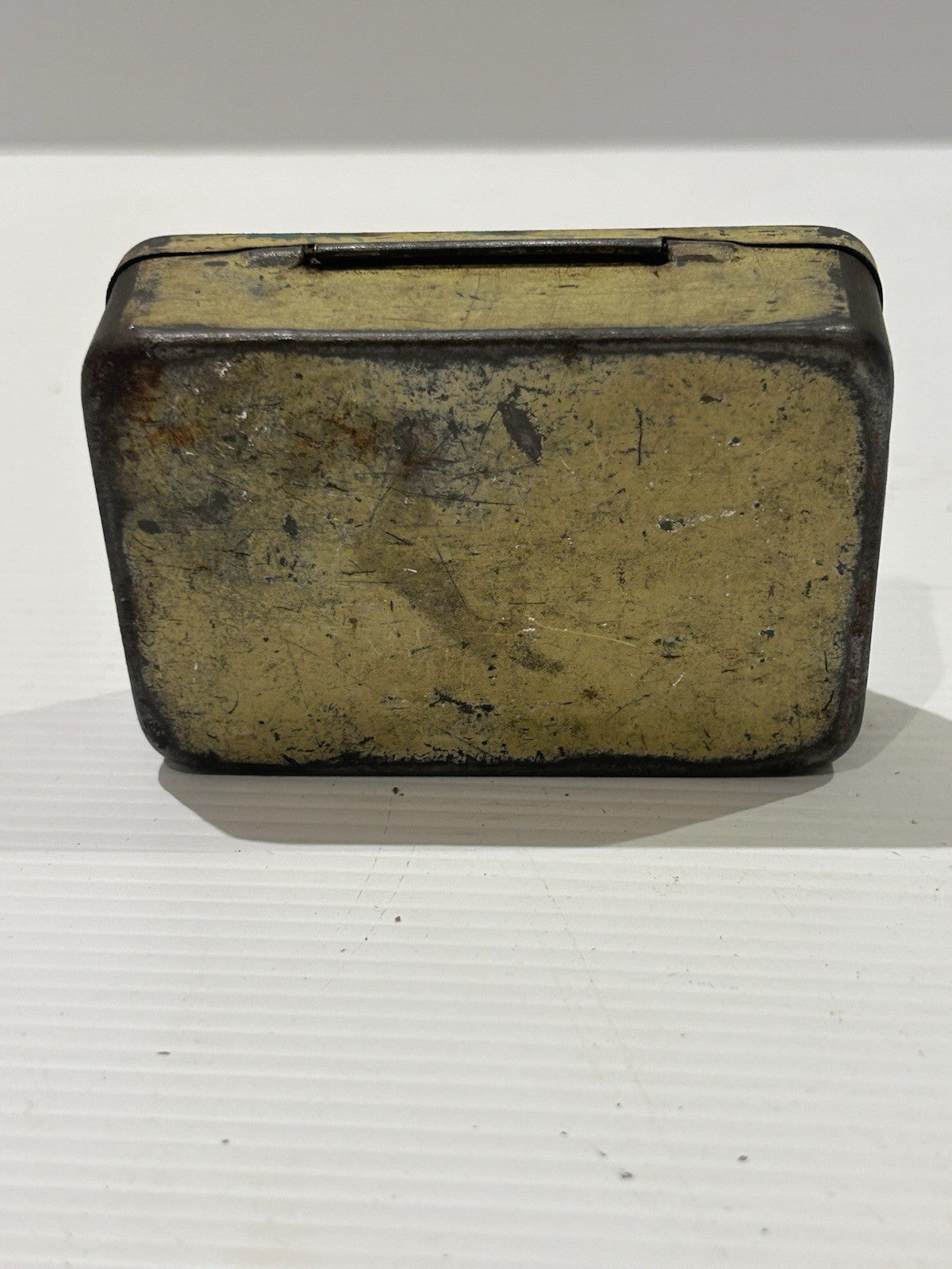 Vintage Champion Tobacco Tin Blue Gold Hinged Lid 4oz Rusty Patina Australiana
