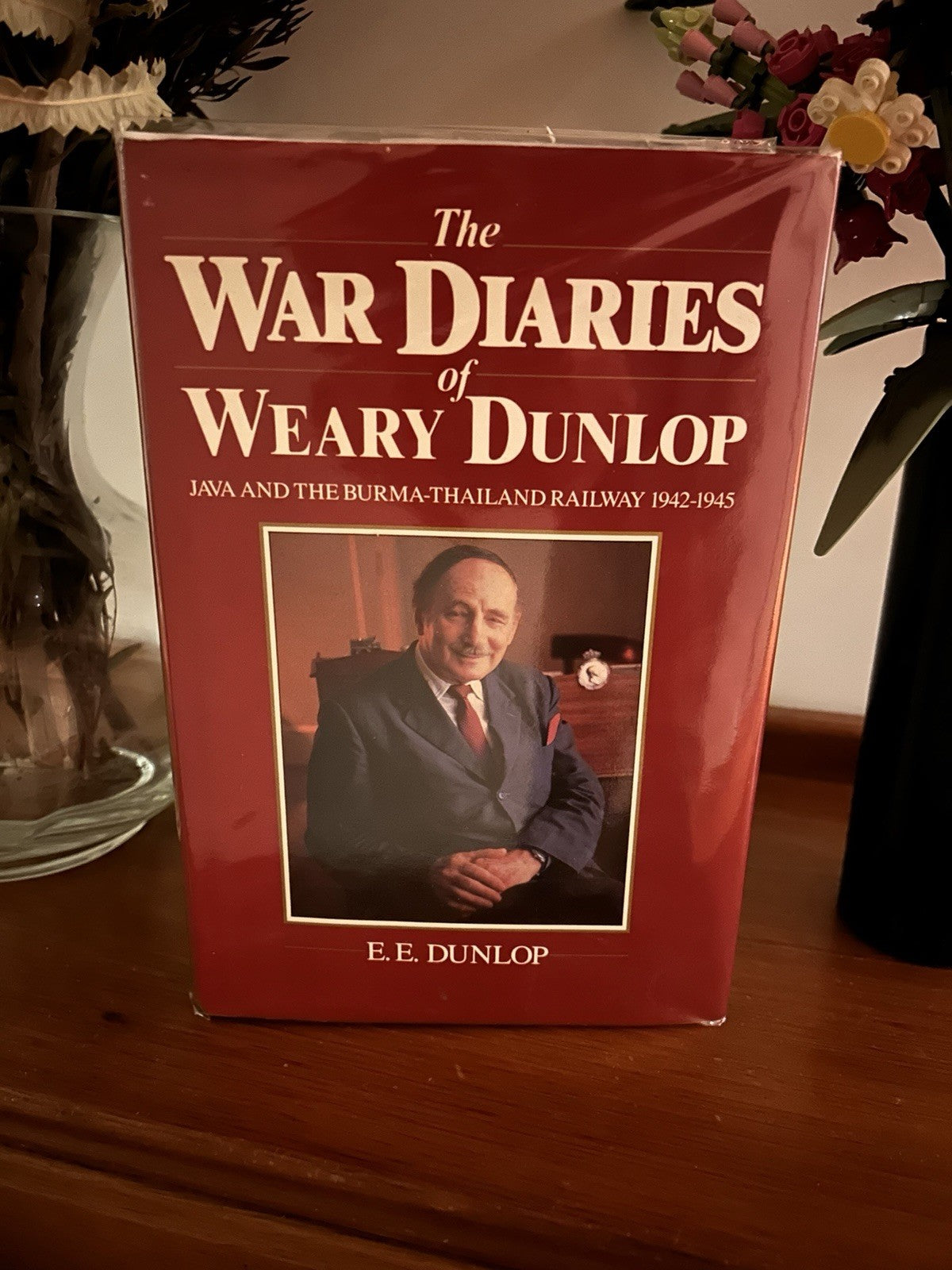 Signed Weary Dunlop War Diaries 1986 HC DJ 1st Ed Burma Railway WWII