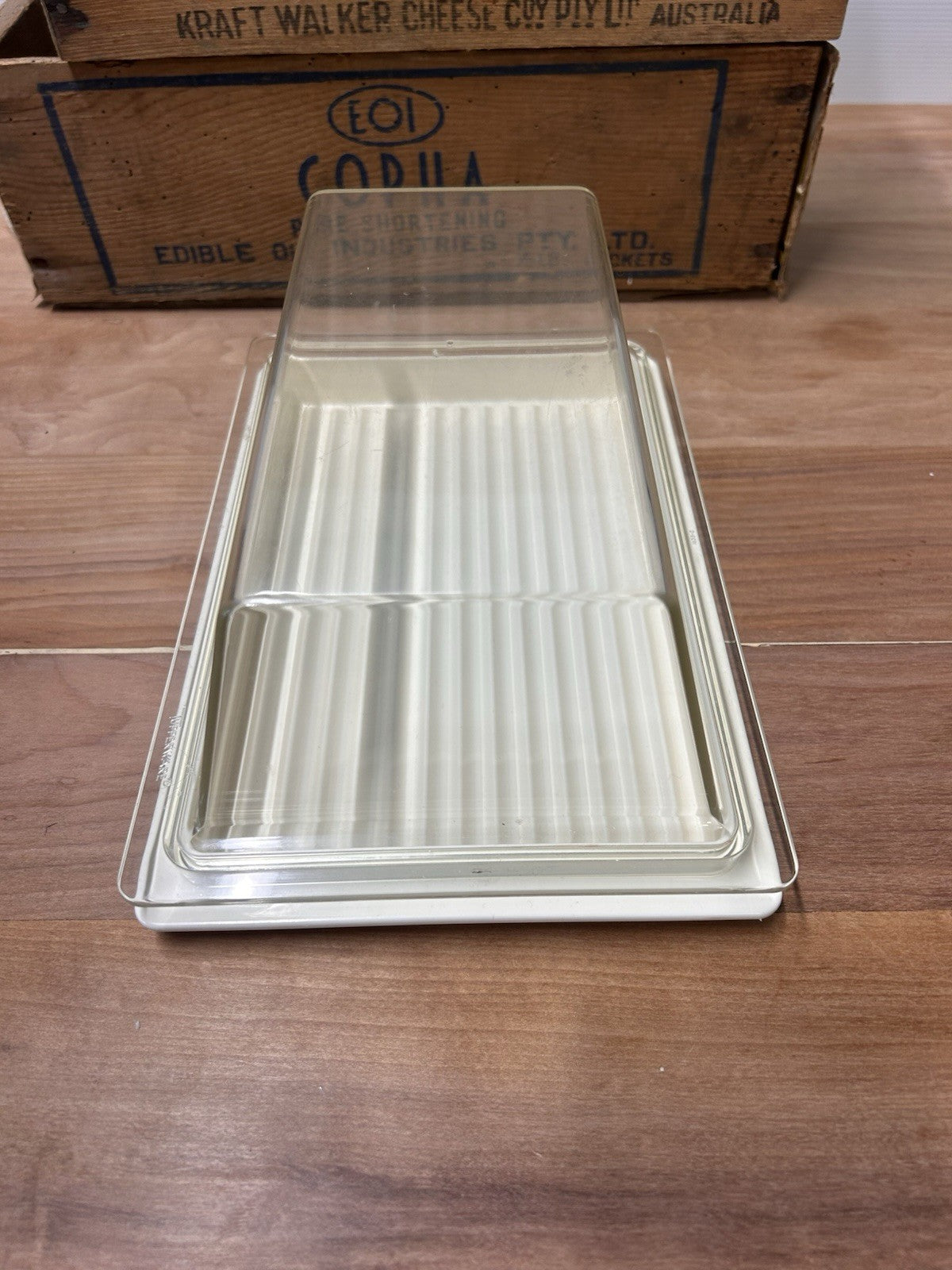 Vintage Tupperware Cheese Keeper 1635-2 Rectangular Server Made in Australia