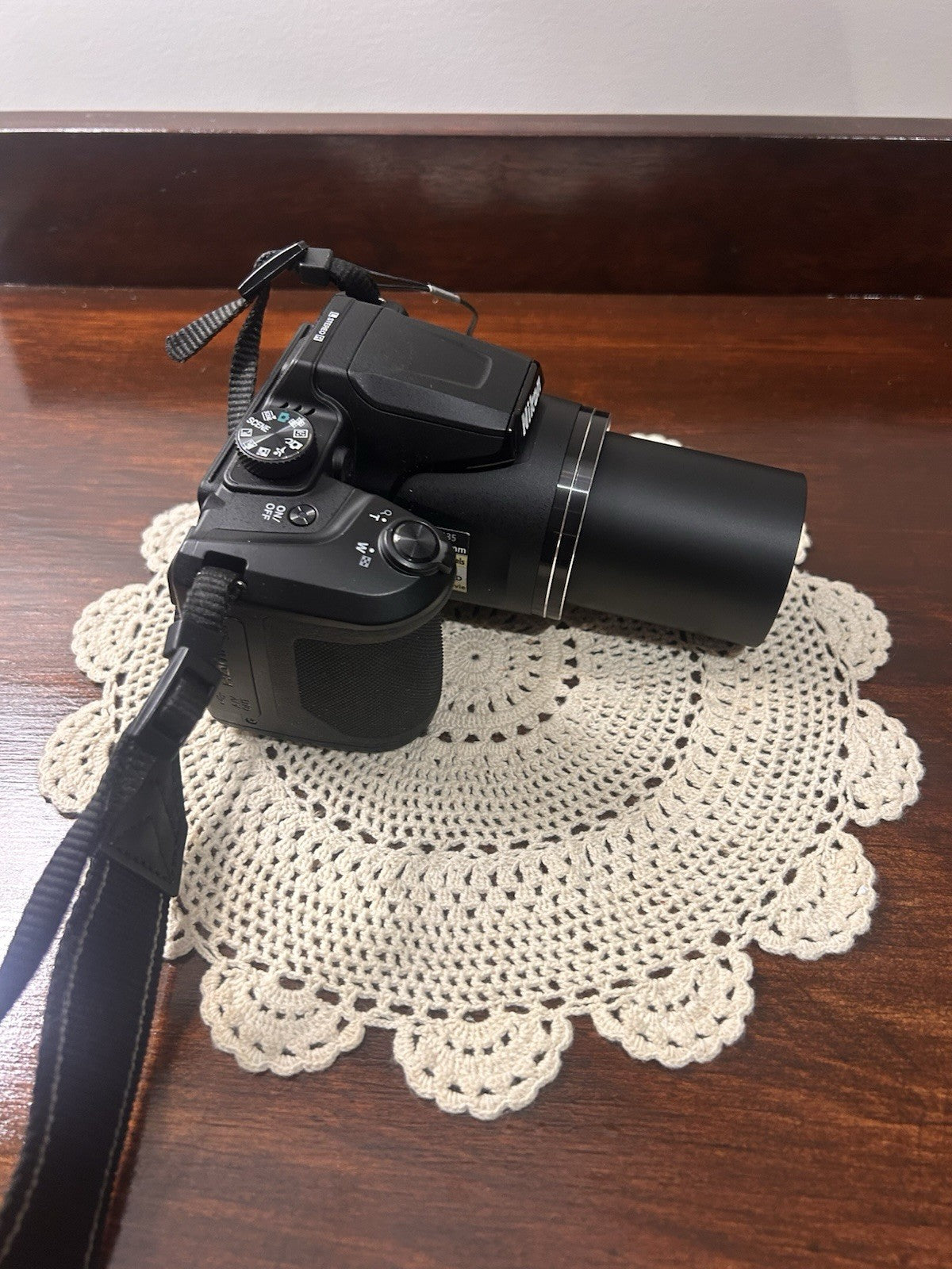 Nikon Coolpix B500 Digital Camera 16MP 40x Zoom with Case & Strap – Works