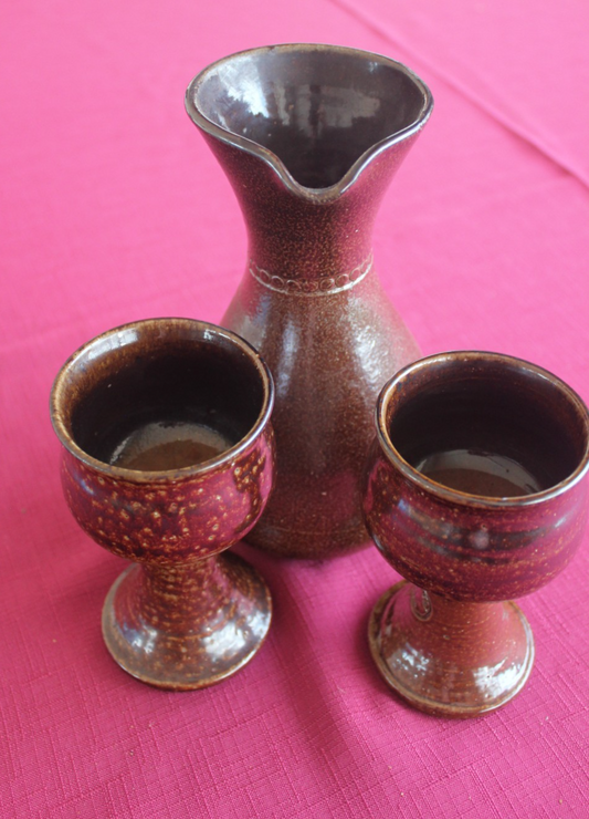 Bendigo Pottery Vintage wine Set – Carafe & 2 Goblets (Brown Glaze)