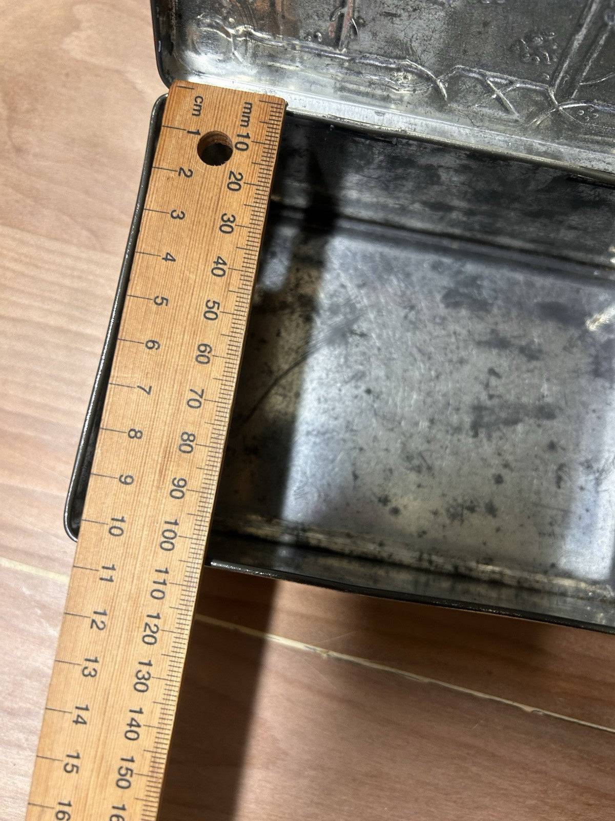 Vintage Riley’s Toffee Tin Halifax England Embossed Hunting Scene c1940s