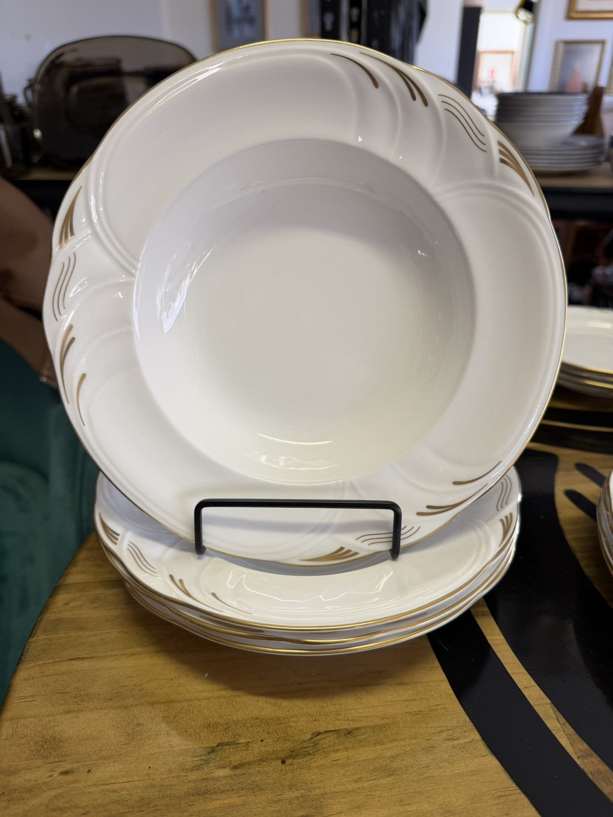 Royal Albert Horizons Dorian Soup Bowls x4 Bone China England 22cm Gold