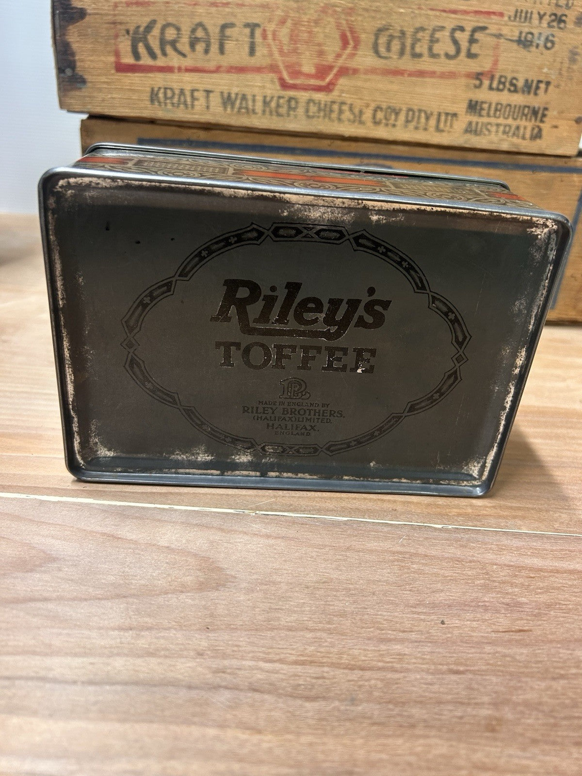 Vintage Riley’s Toffee Tin Halifax England Embossed Hunting Scene c1940s