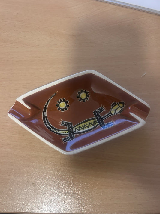 Vintage Australian Pottery Ashtray Lizard Design ~ Aboriginal Art Style
